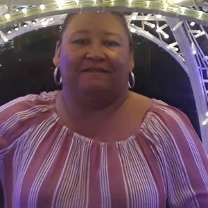 Meet your Posher, Marcia